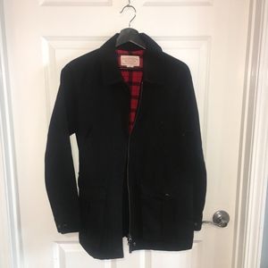 Filson barn jacket - black w/ contrast plaid